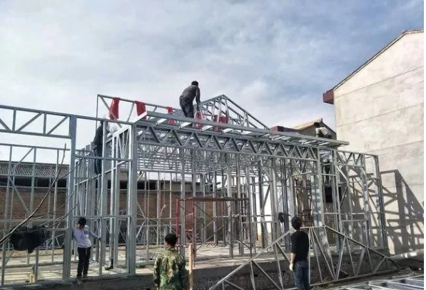 一文看懂裝配式建筑的發(fā)展前景，農(nóng)村蓋房選這種，保質(zhì)又保量!